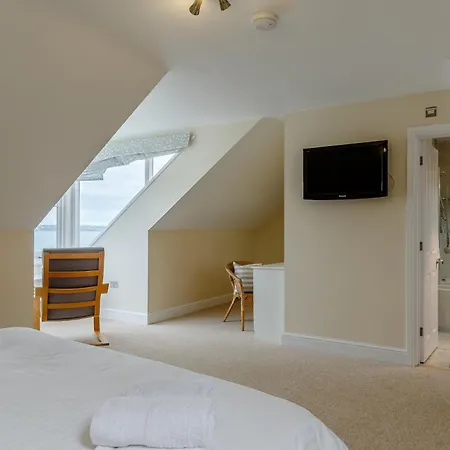 Holiday home 6 Bed In Cawsand 59006